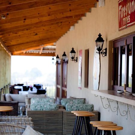 Casterbridge Hollow Boutique Hotel Уайт Ривър Екстериор снимка