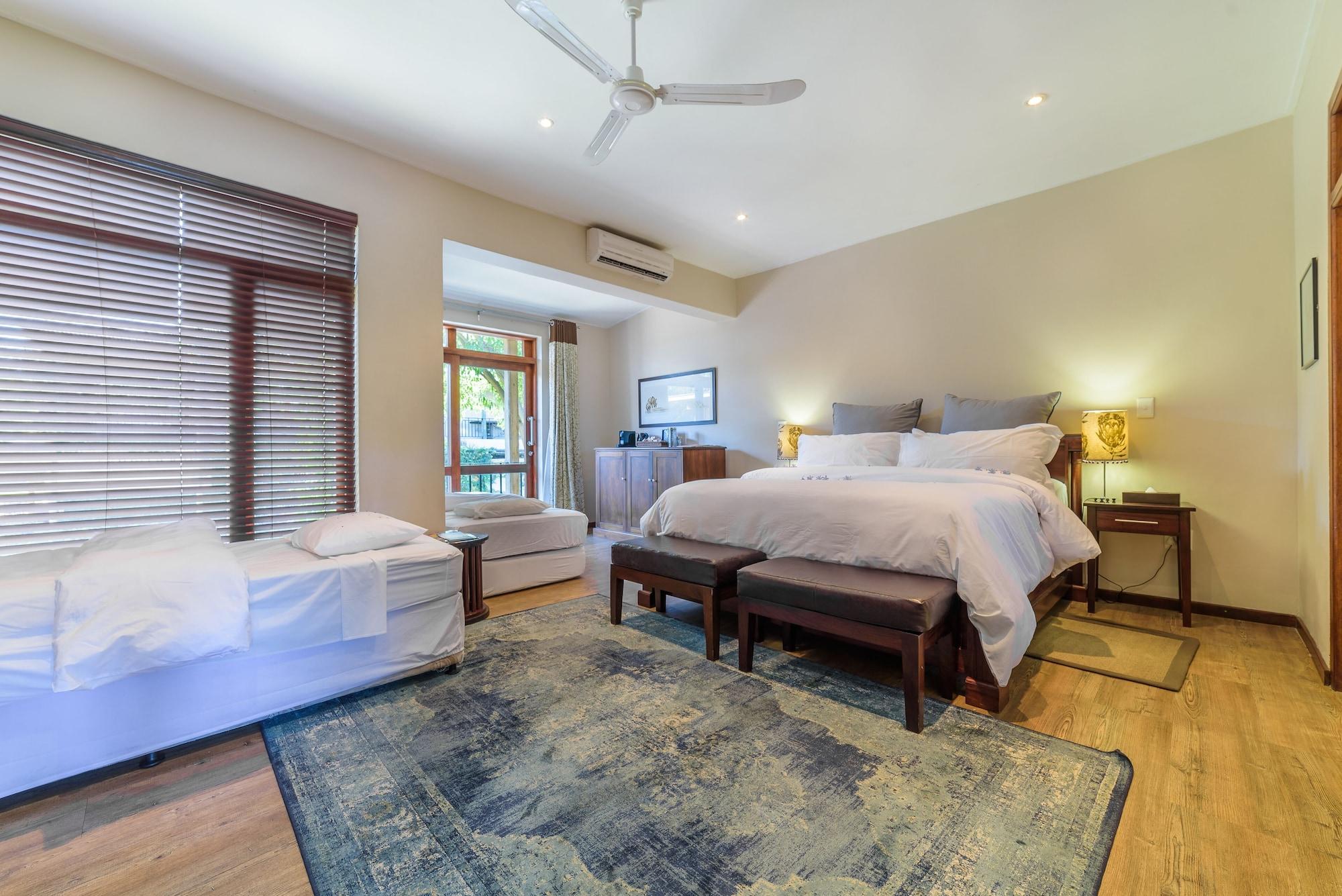 Casterbridge Hollow Boutique Hotel Уайт Ривър Екстериор снимка