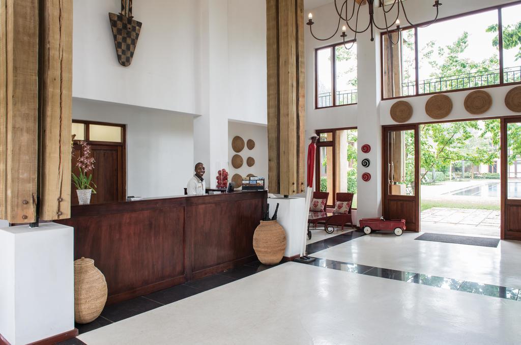 Casterbridge Hollow Boutique Hotel Уайт Ривър Екстериор снимка